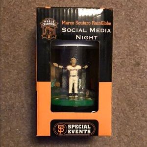 Marco Scutaro Rain Globe